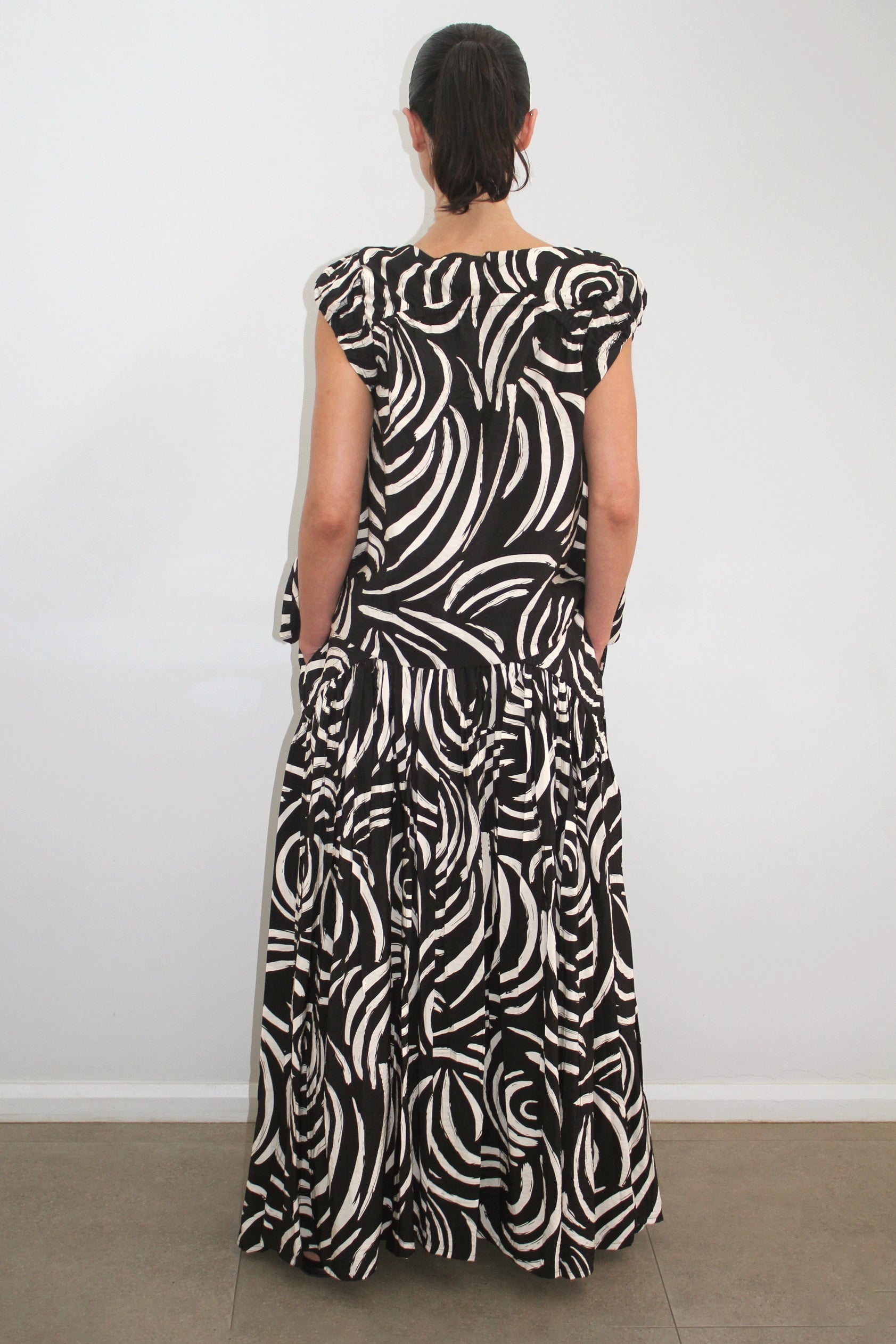 New Cat Top in Black And Cream Tencel